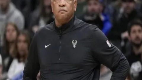 2025体育年鉴：辉煌成就指引体育强国之路